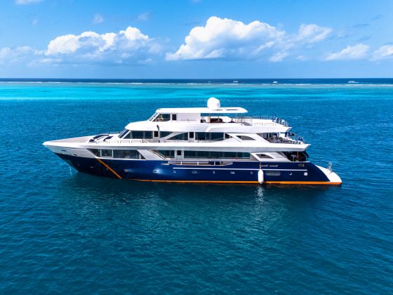 Dune Black Manta豪華住宿船潛9日7夜 - 2024新船